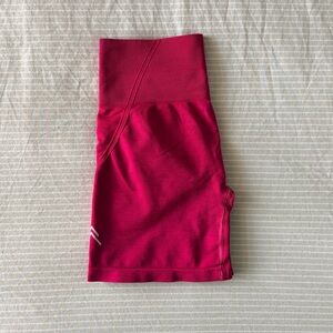 Oner Active Effortless Seamless Shorts in Fuchsia
